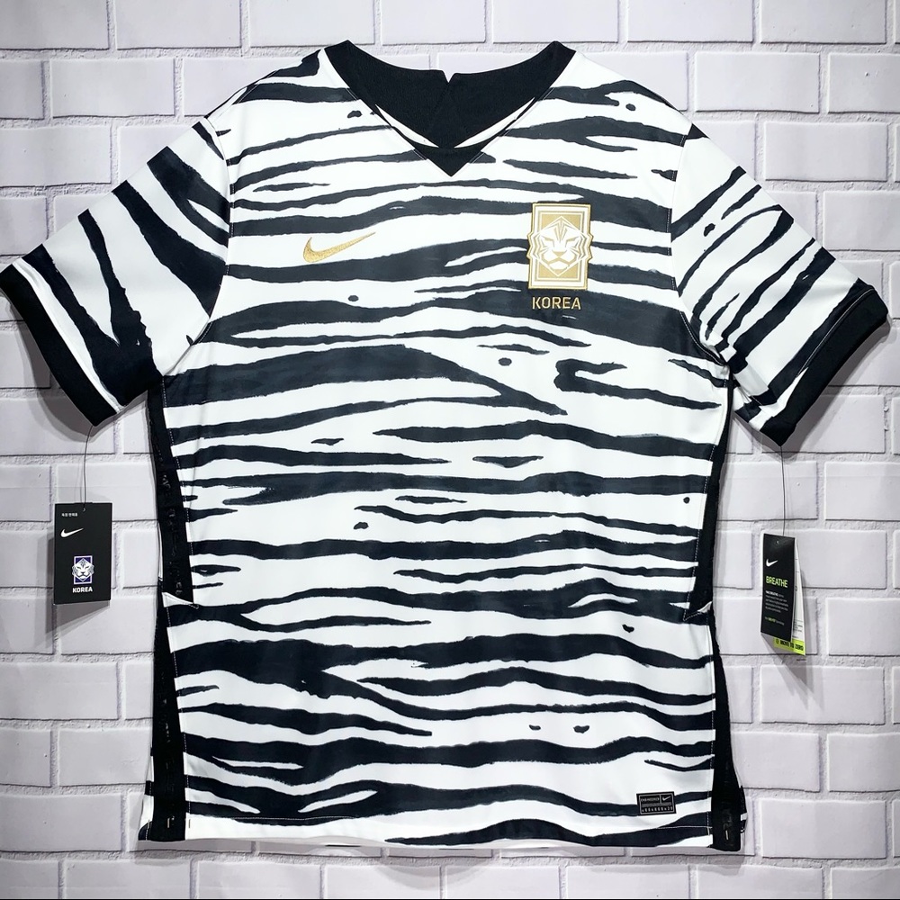 Nike South Korea White Tiger Stripe Soccer Jersey